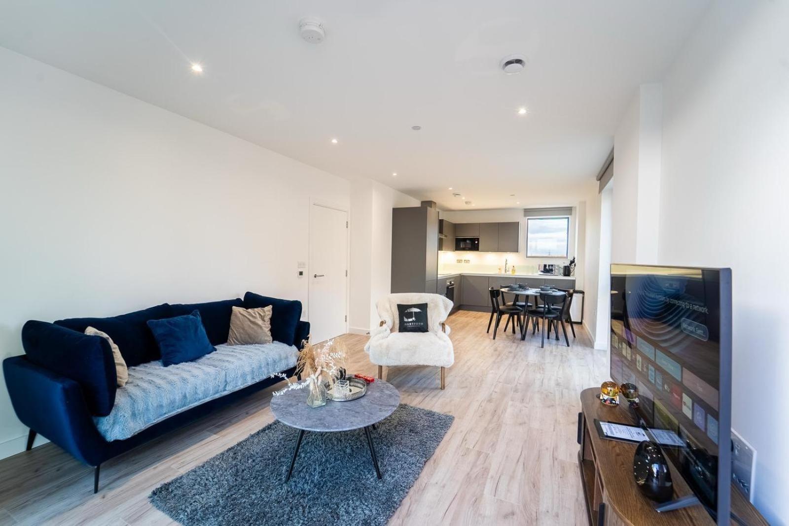 4 Guests - Close Airport - 25min Appartamento Londra